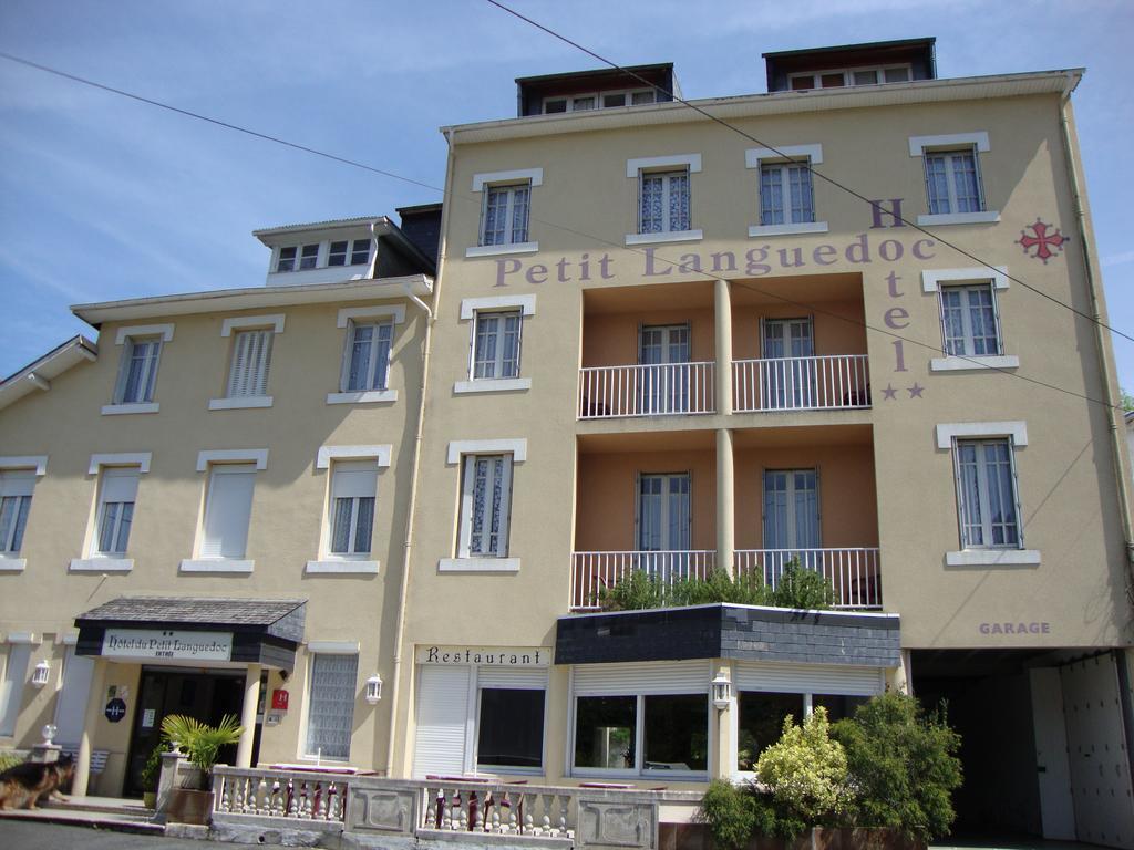 Hotel Au Petit Languedoc ลูร์ด ภายนอก รูปภาพ